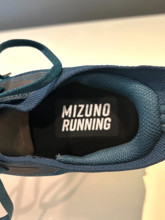 Mizuno Neo Zen 2 Running Shoe for Men: Reflecting Pond Green: run in for 6.5 mi main image 6